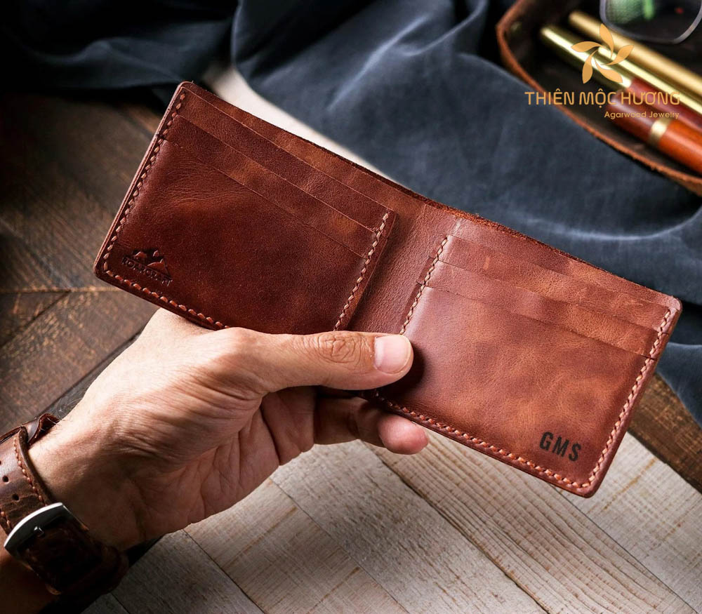 Tặng quà gì cho bố? - Ví tiền là một lựa chọn vô cùng hợp lý