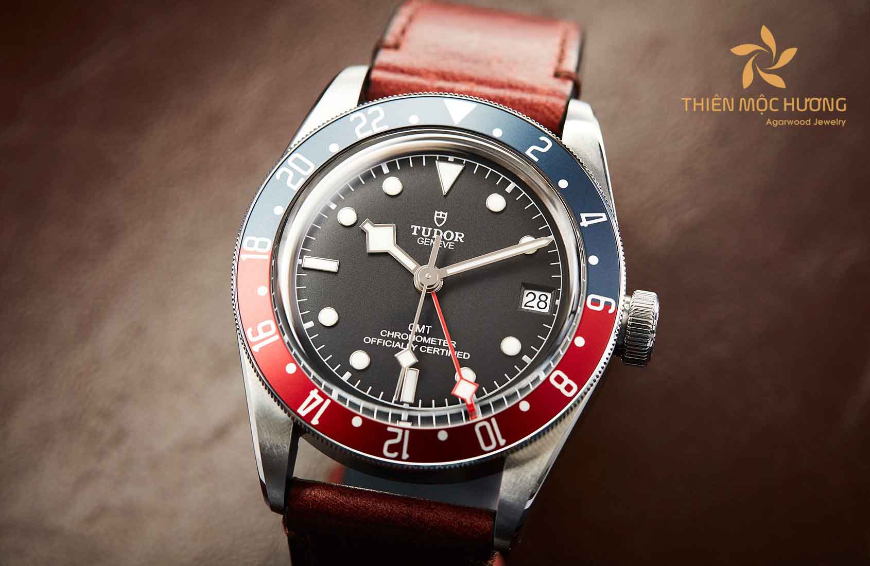 qua-tang-doi-tac-10 Đồng hồ đeo tay - Quà tặng cho đối tác giá trị