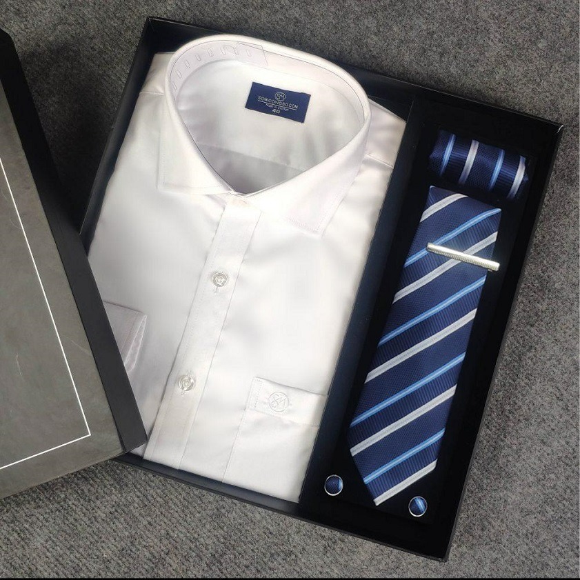 qua-tang-giang-sinh-cho-ban-trai-3 Quần áo nam - Quà tặng giáng sinh