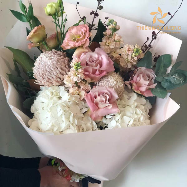 Mua quà 8/3 cho mẹ là hoa mang ý nghĩa vô cùng sâu sắc