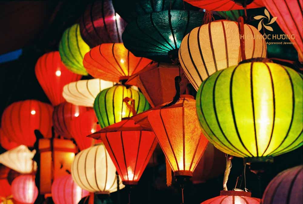 qua-tang-trung-thu-cho-be-17 Quà tặng trung thu đèn lồng