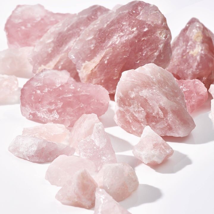 Rose Quartz còn được gọi là đá Thạch anh hồng