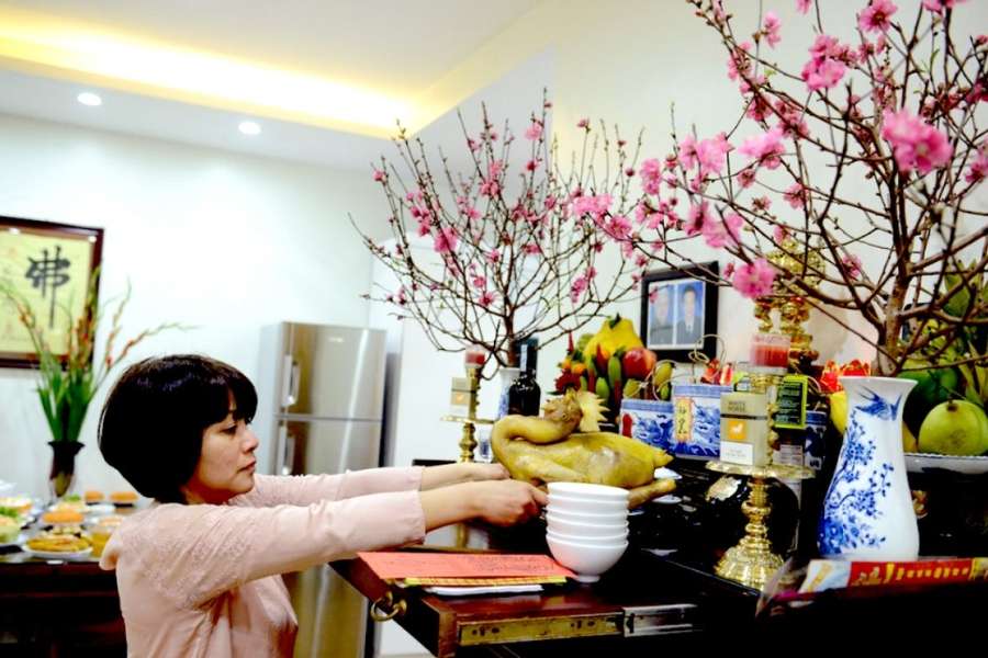 sap-xep-ban-tho-gia-tien-dung-cach