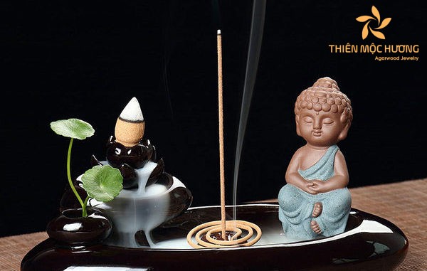 thác khói trầm hương Hà Nội