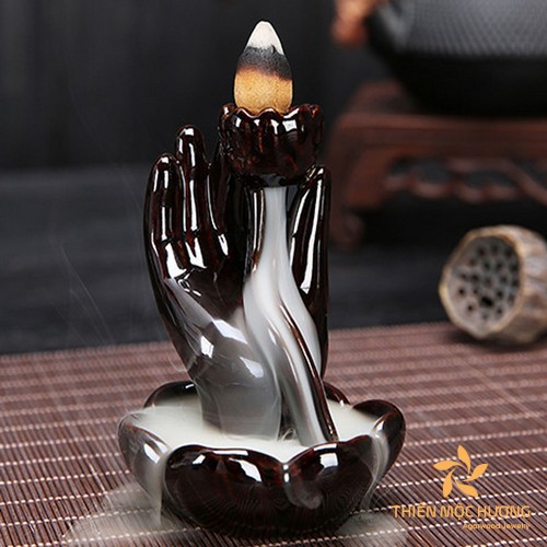 thac-khoi-tram-huong-thien-moc-huong