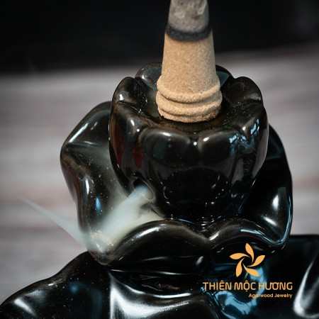 thac-khoi-tram-huong Cách đốt nhang bằng thác khói