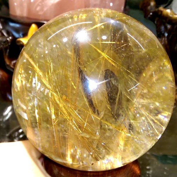 Đá thach anh tóc vàng là gì