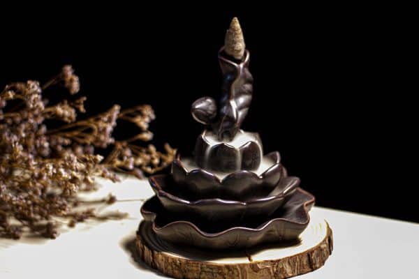 thác khỏi Trầm Hương