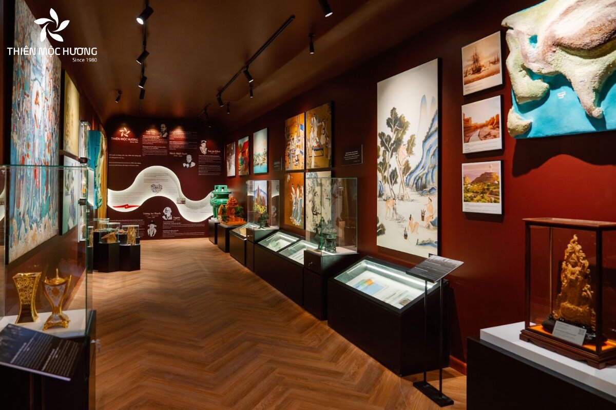 Thiên Mộc Hương là thương hiệu trầm hương uy tín, nổi bật với sản phẩm thủ công tinh xảo và được khách hàng trong nước lẫn quốc tế đánh giá cao