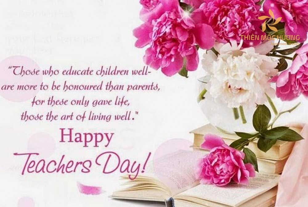 Thiệp chúc mừng 20 tháng 11 bằng tiếng anh trang trí bông hồng