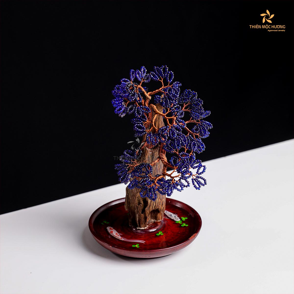 tieu-canh-tram-huong-3 Trầm hương cảnh giúp sếp nữ bạn trên nhiều phương diện