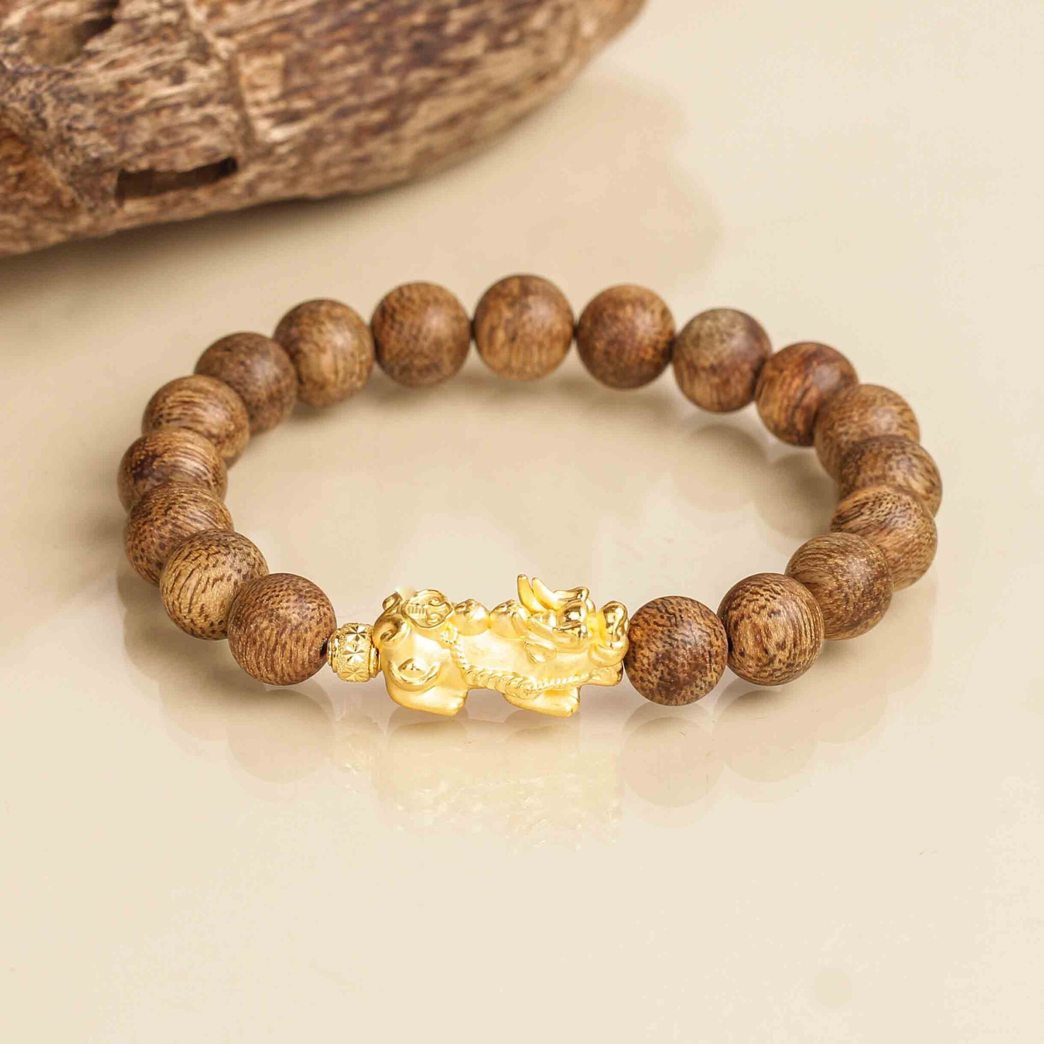 Địa chỉ bán vòng tay phong thủy uy tín chính hãng