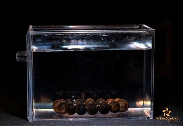 Tìm hiểu về trầm hương chìm nước