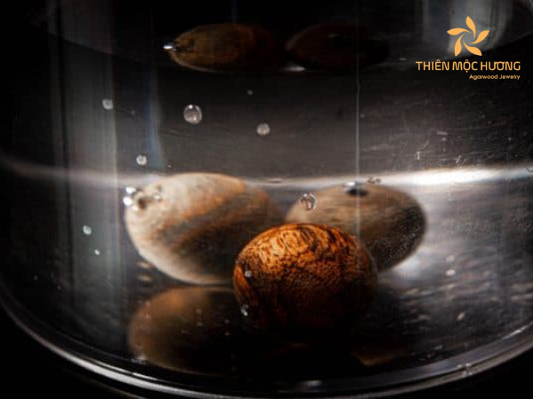 Trầm hương chìm nước là gì?