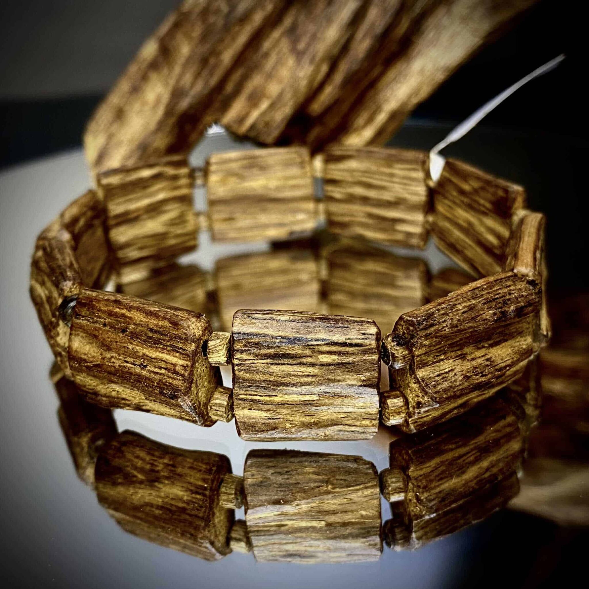 tram-huong-ruc-viet-nam-min tram-huong-ruc-viet-nam