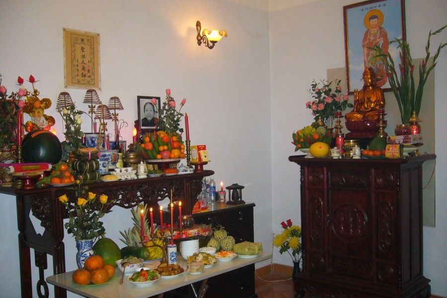 trang-tri-ban-tho-gia-tien-8 trang-tri-ban-tho-gia-tien