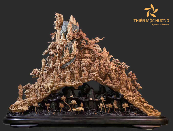 Tượng Phật gỗ đàn hương