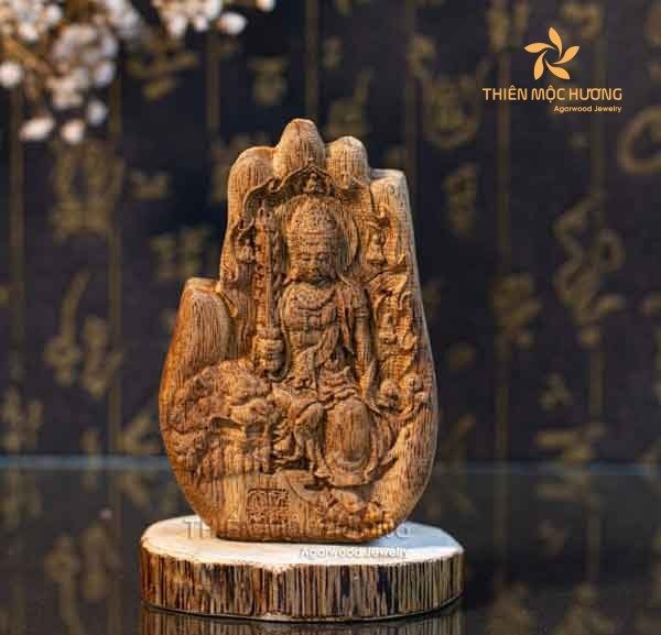 tượng phật trầm hương Văn Thù Bồ Tát