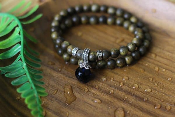 Vòng tay Thủy Quang Minh