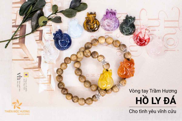 Vòng tay Trầm Hương Hồ Ly đá