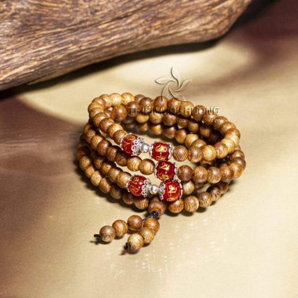 vocc80ng-tay-tracc82cc80m-hucc9bocc9bng-thiecc82n-mocca3cc82c-hucc9bocc9bng-44-scaled-e1616060896489 Mệnh thổ đeo vòng trầm hương được không?