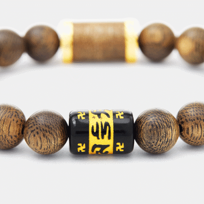 vong-don-la-bua-tram-toc-thien-moc-huong-1-1-400x400-1 Alternative view of Vòng tay Trầm Hương Lá Bùa Tây Tạng - Trầm Tốc - Mệnh Mộc