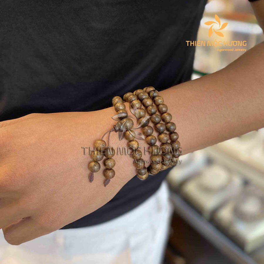 Vòng tay Trầm Hương mất mùi