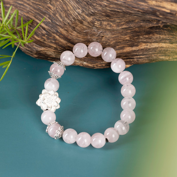Vòng tay đá thạch anh Bạch liên hoa