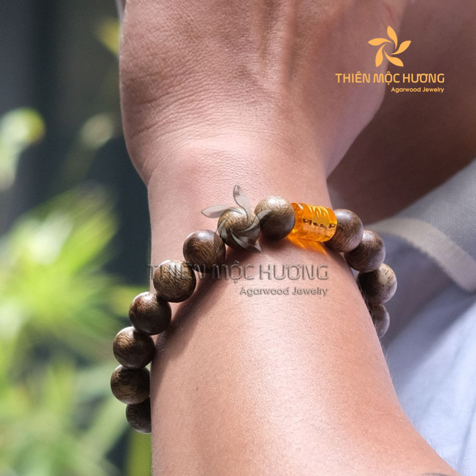 Vòng tay Trầm Hương Lá Bùa Tây Tạng - Trầm Tốc Việt Nam