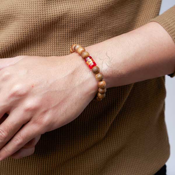 vong-tay-tram-huong-thien-moc-huong-12 Nên chọn vòng tay theo mục đích sử dụng