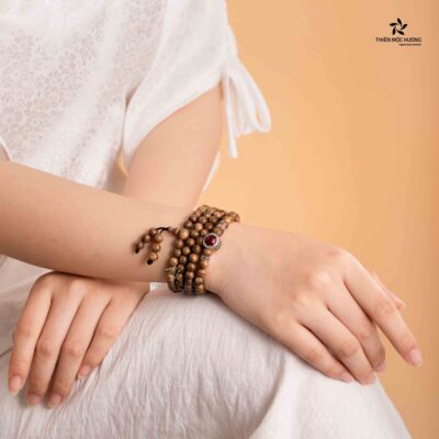 Vòng Trầm Hương 108 hạt Minh Nguyệt - Trầm Tốc Việt Nam