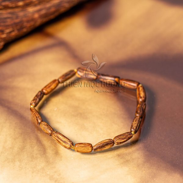 vong-tay-tram-huong-thien-moc-huong-9-scaled-e1638762654912 Trầm hương Philippines mang trong mình một giá trị quý hiếm