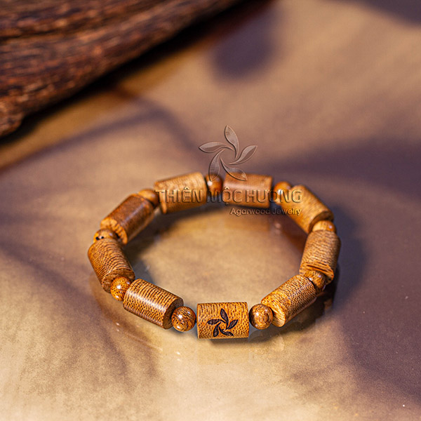 Vòng hương trụ trúc đem lại may mắn cho tử vi Mậu Dần 1998