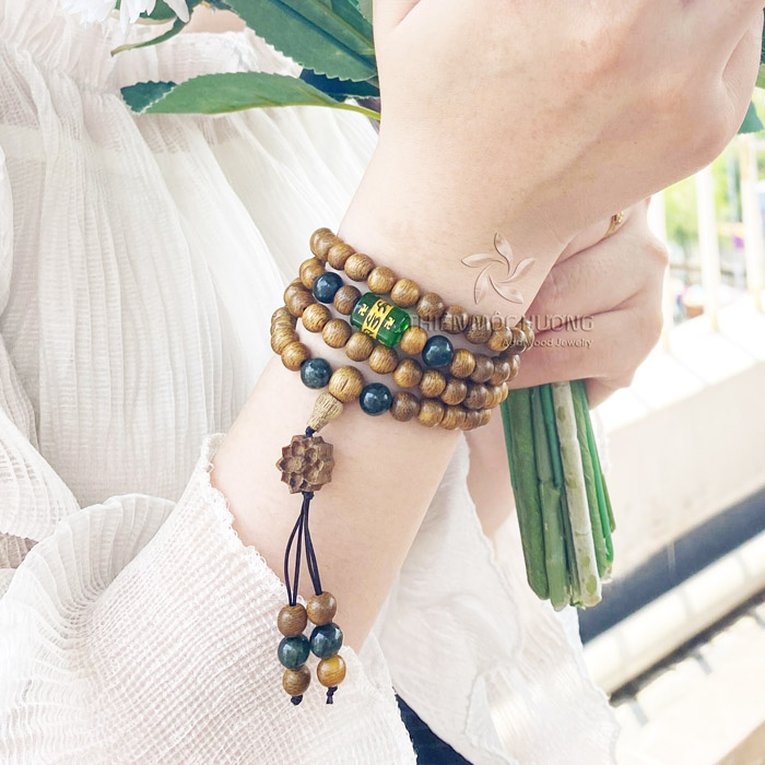 vong-tram-huong-108-phu-lien-3 Vòng tay trầm hương 108 hạt Phù Liên