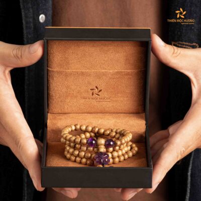 Vòng tay trầm hương 108 hạt Tứ Diệp Thả